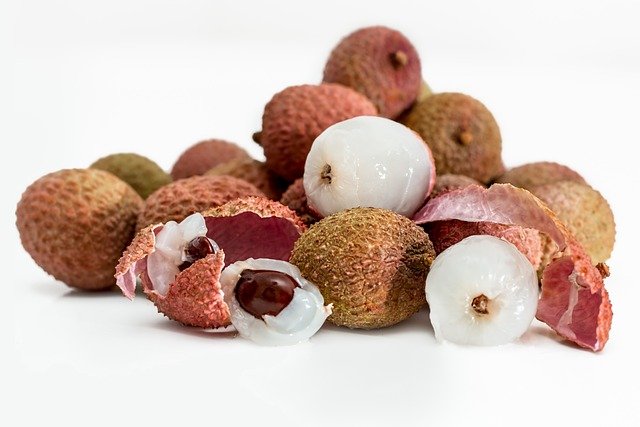 Lychee Health Benefits, Culinary Delights and Propagation